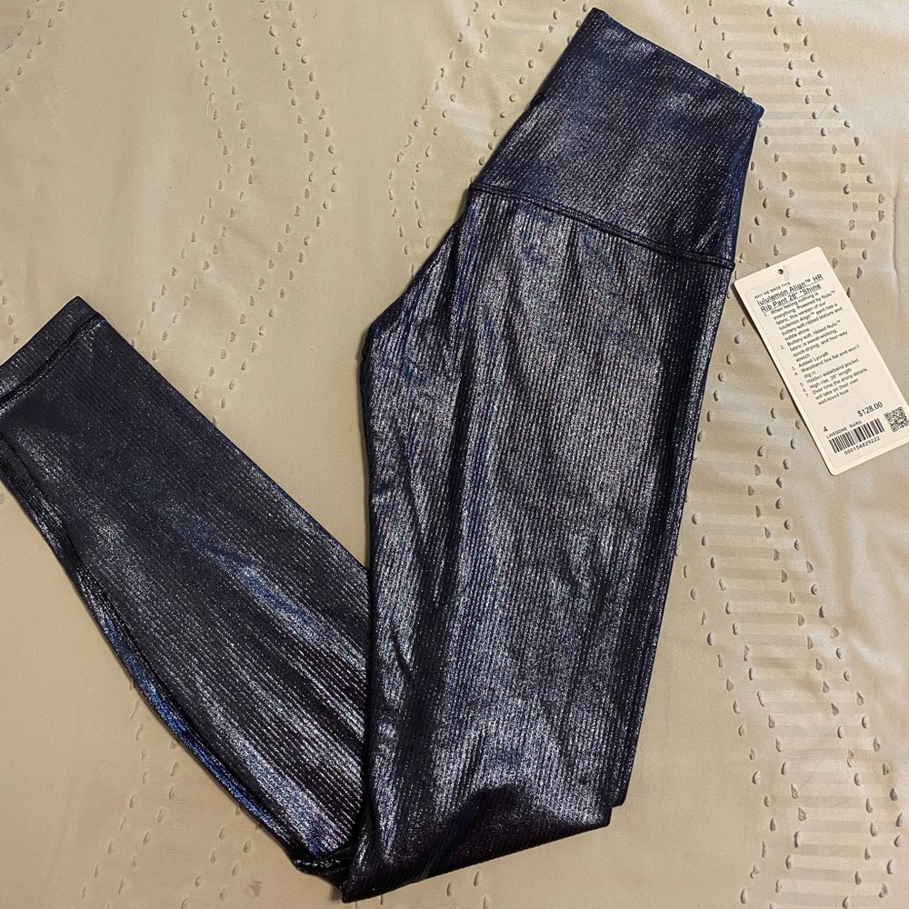 Lululemon Radiant Foil print black night Align HR rib leggings 28” shine